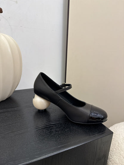 CC 25A Double C Giant Pearl Heel Mary Janes Black Cowhide 127024