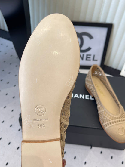 Chanel Ballet Flats Beige in Woven Raffia 611583