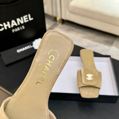 Chanel 26C Double C Buckle Square Toe Slippers Beige in Suede 673026