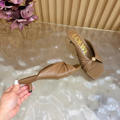 Loew Pebble Soft Sandal 55 Brown in Sheepskin 749416