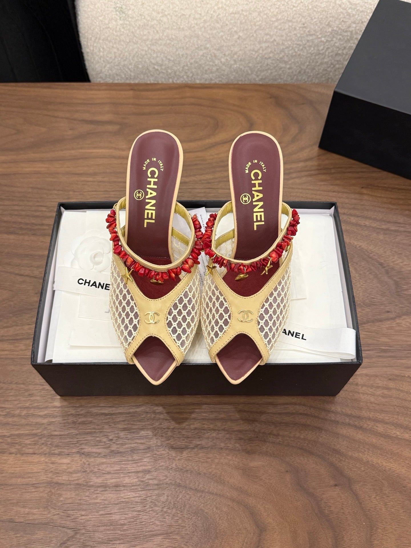 CC 26 Coco Beach Mules 80mm Beige in Mesh 757986
