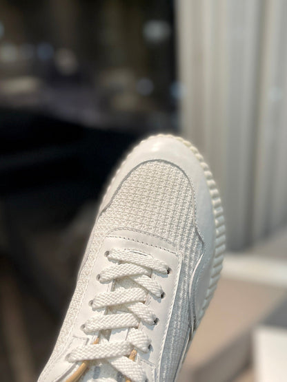 CHLO_ NAMA SNEAKER IN WHITE LAMBSKIN AND SUEDE