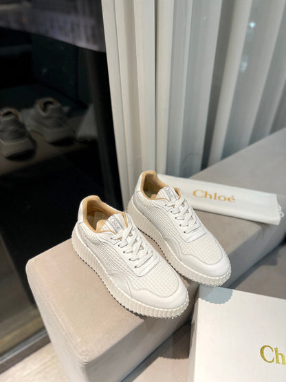 CHLO_ NAMA SNEAKER IN WHITE LAMBSKIN AND SUEDE