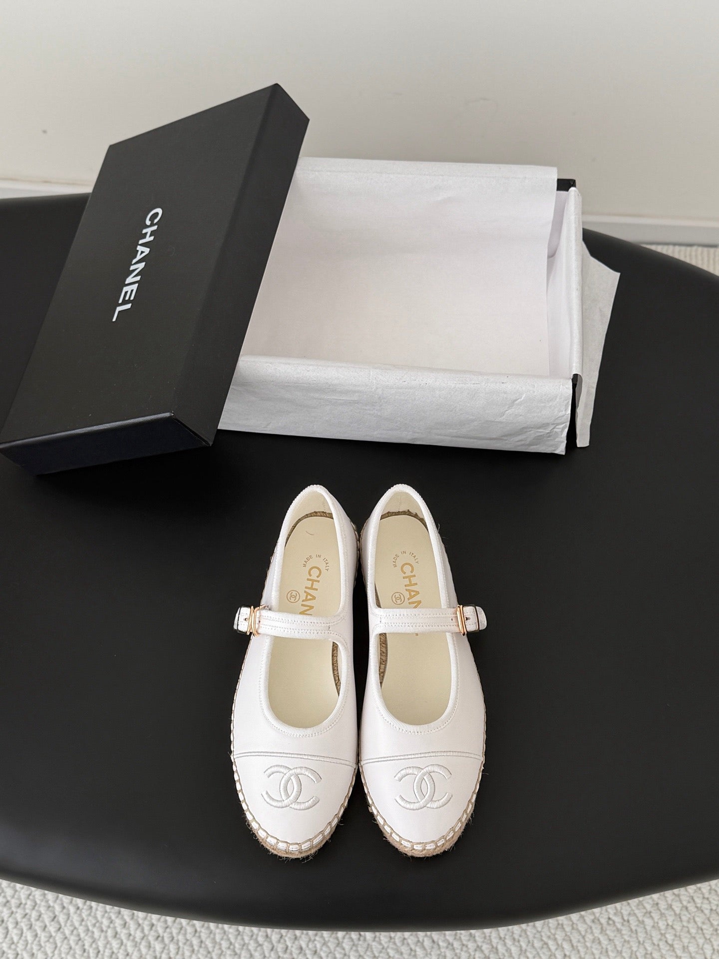 CC 26s Mary Jane Loafers White Leather Woven Outsole
