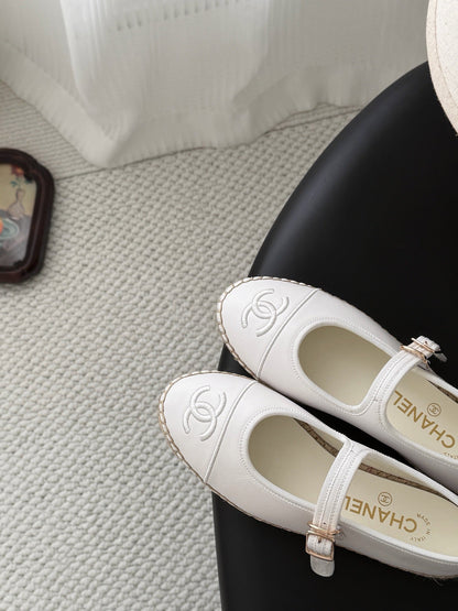 CC 26s Mary Jane Loafers White Leather Woven Outsole