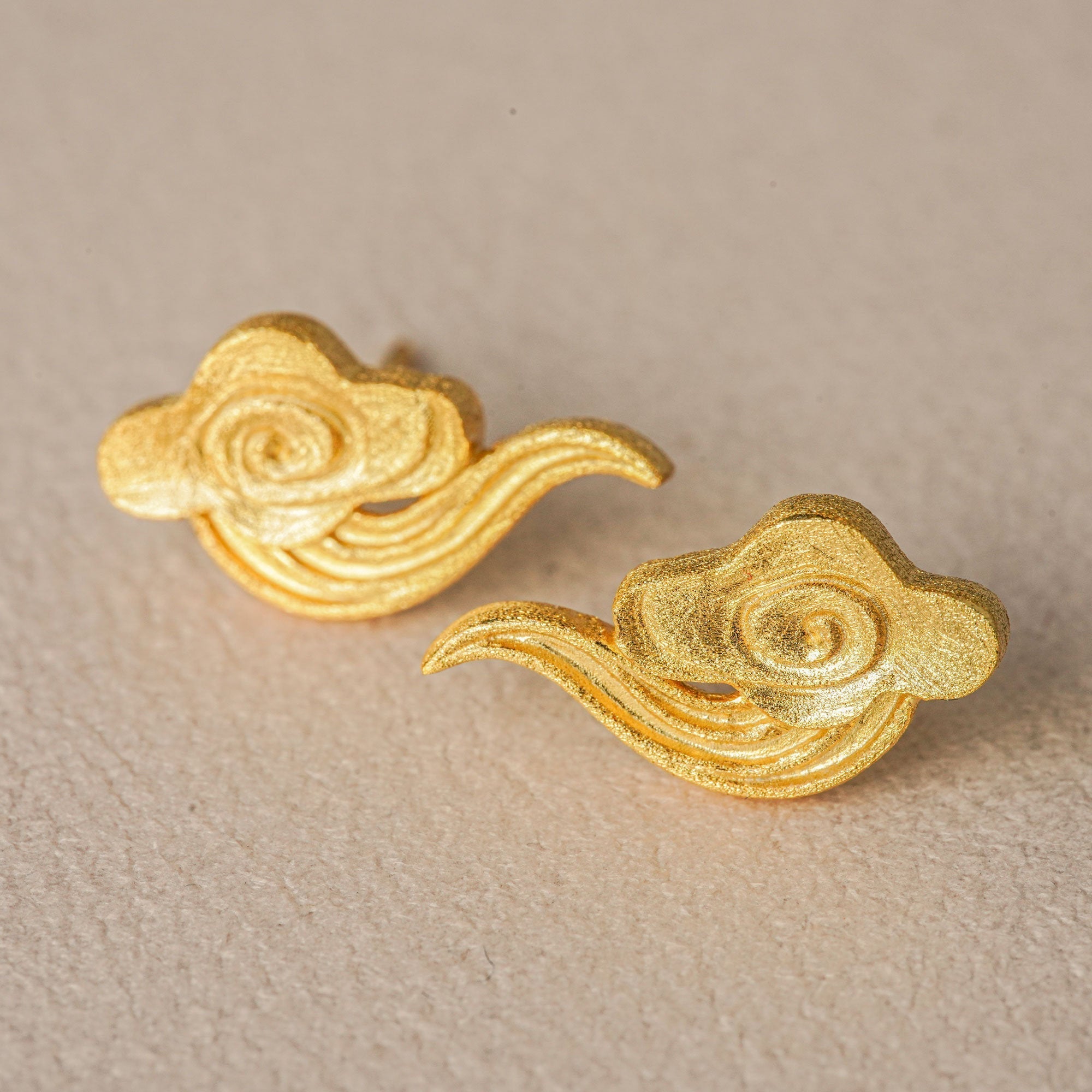 CLOUD EARRINGS