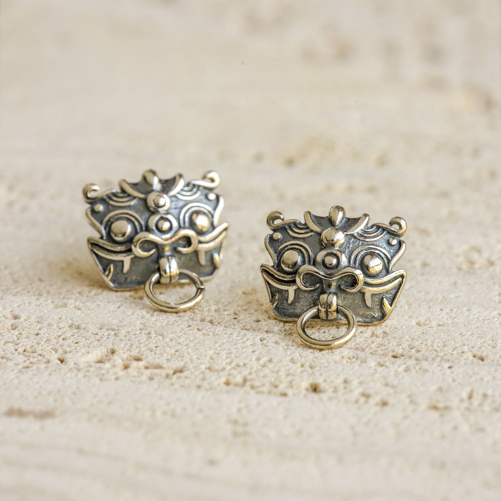 PIXIU EARRINGS
