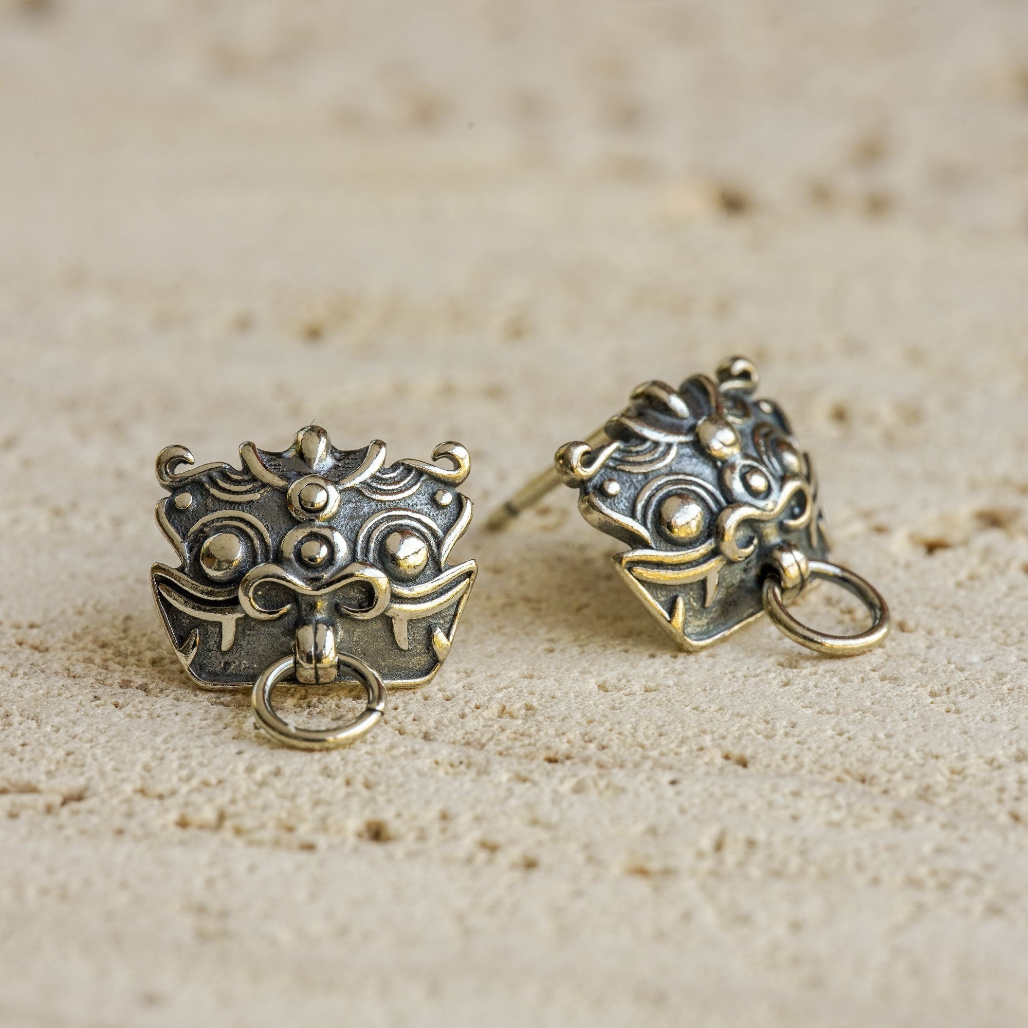 PIXIU EARRINGS