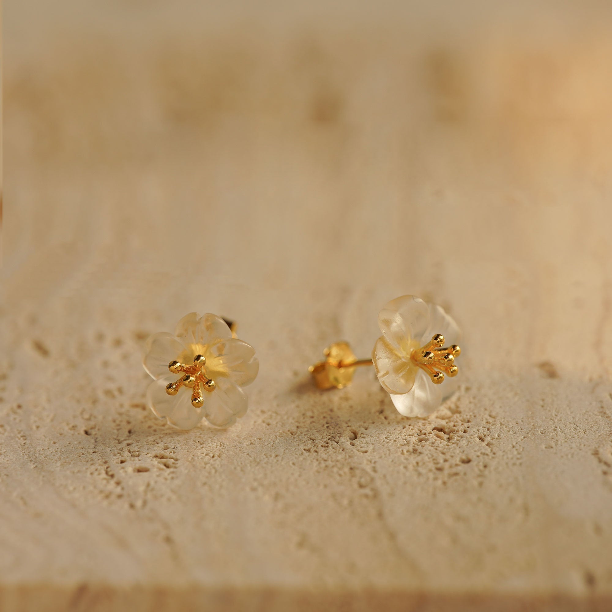PEAR FLOWER EARRINGS