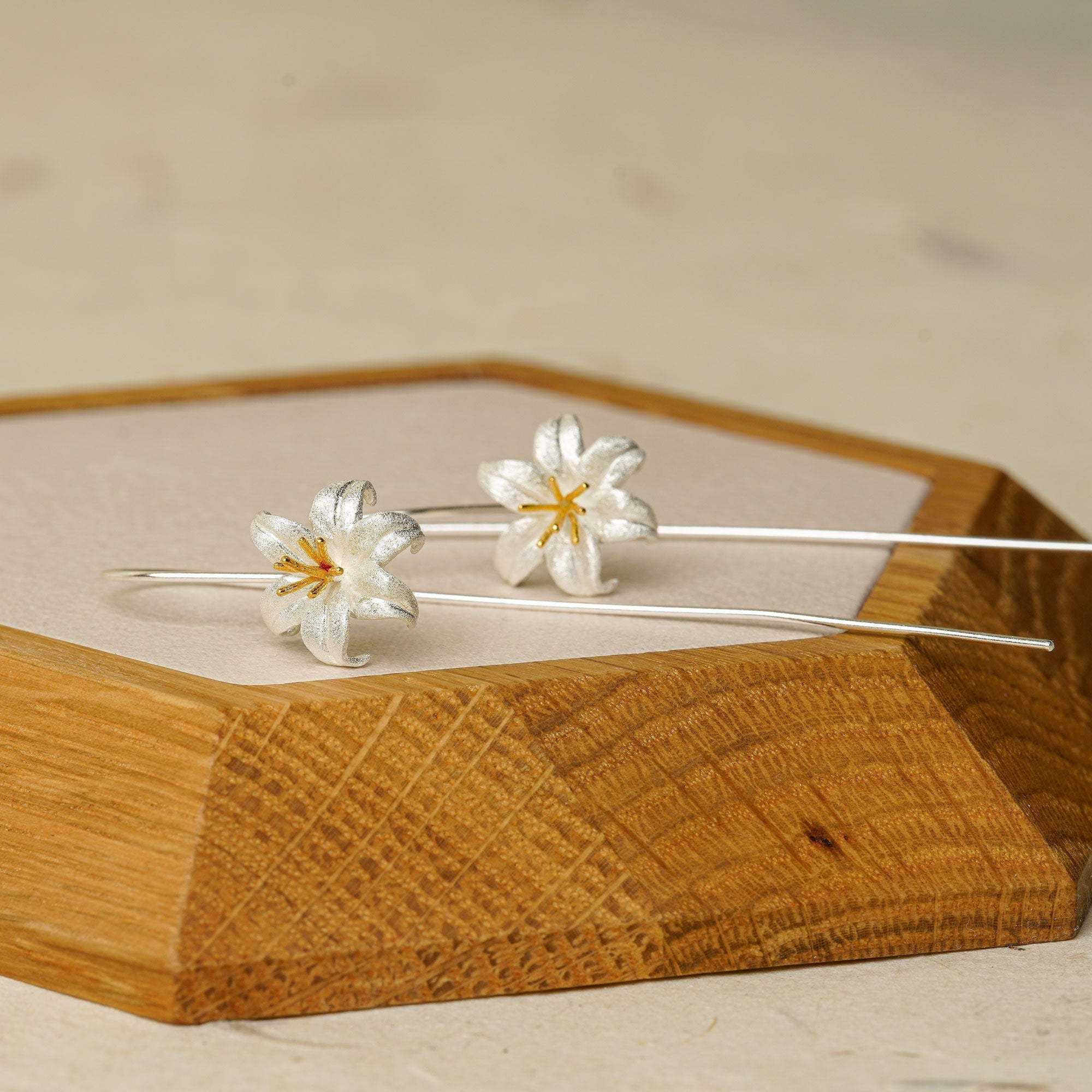 LILY EARRINGS
