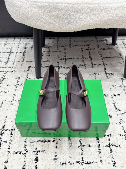 BV Charlotte Mary Jane Flat Coffee Leather 770002