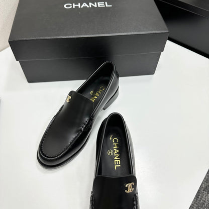 CC SS 2026 Pre Loafer Black Calfskin 630471