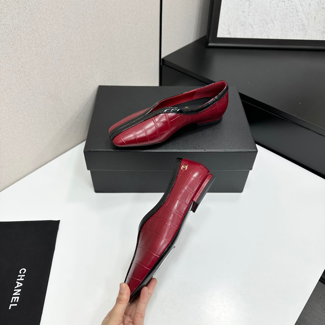 CC 26s Ballet Flats Burgundy Glossy Crocodile Embossed Calfskin 743142
