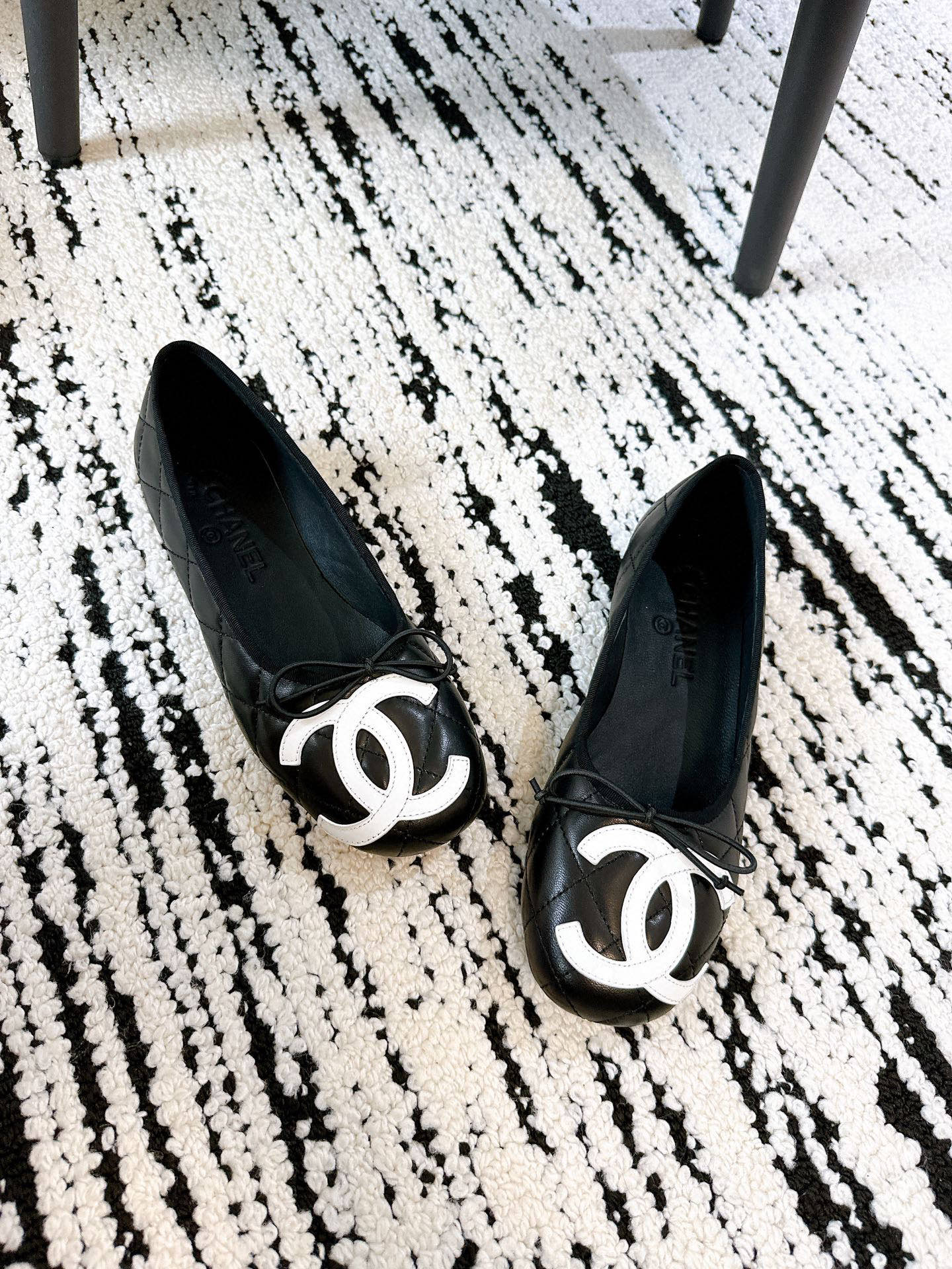 CC 26s Coco Beach Ballet Flats Black Quited Lambskin 741089