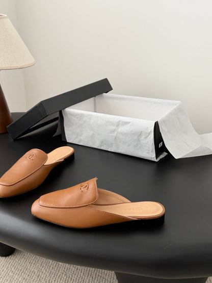 CC 26SS Loafers Mule Beige Lambskin 670819