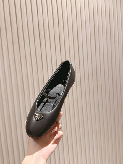 PRA 25s Ballet Flats Black Cowhide 449718