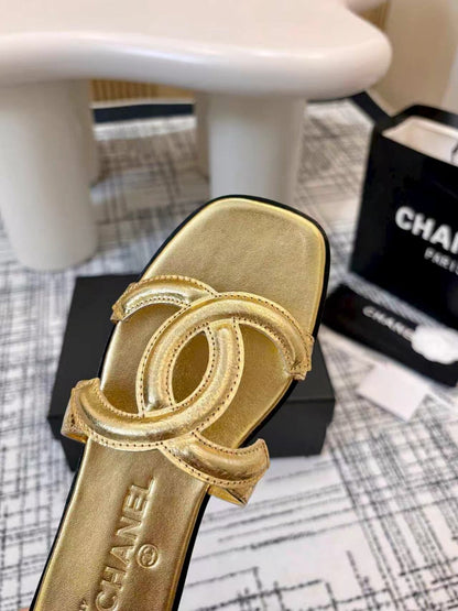 CC 26s Open-toe Sandal Gold Sheepskin 681943