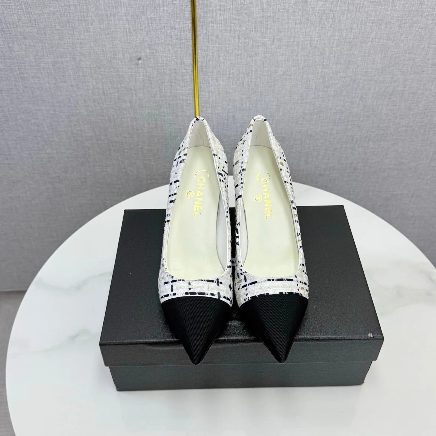CC 2026 Pumps 85mm Tweed Pearl White Black 801952