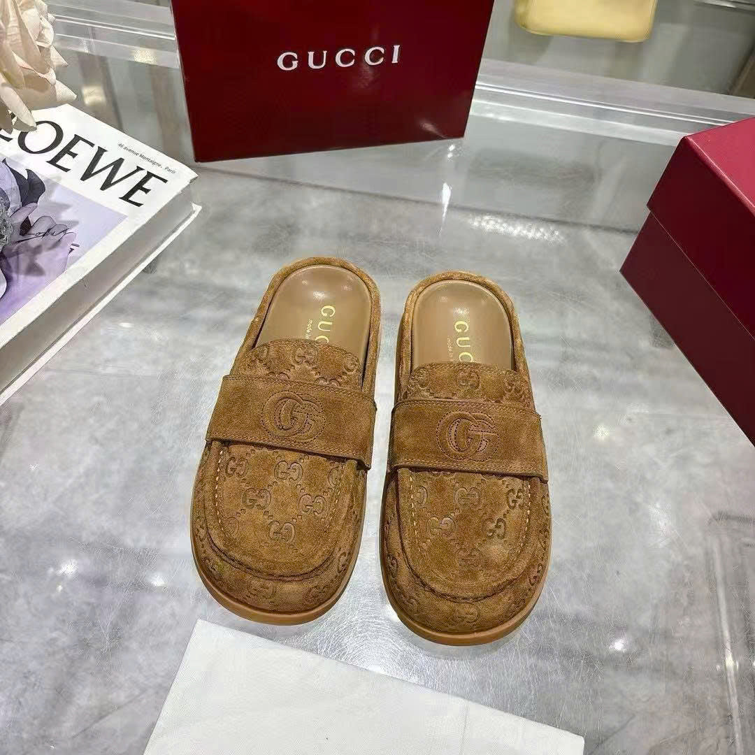 GG Mule With Double G in Light Brown Suede